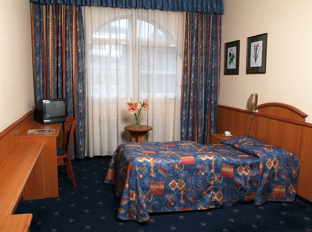 Kavalir Hotel Prague Exterior photo