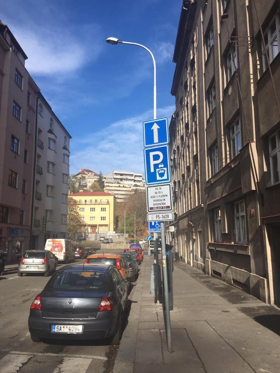 Kavalir Hotel Prague Exterior photo